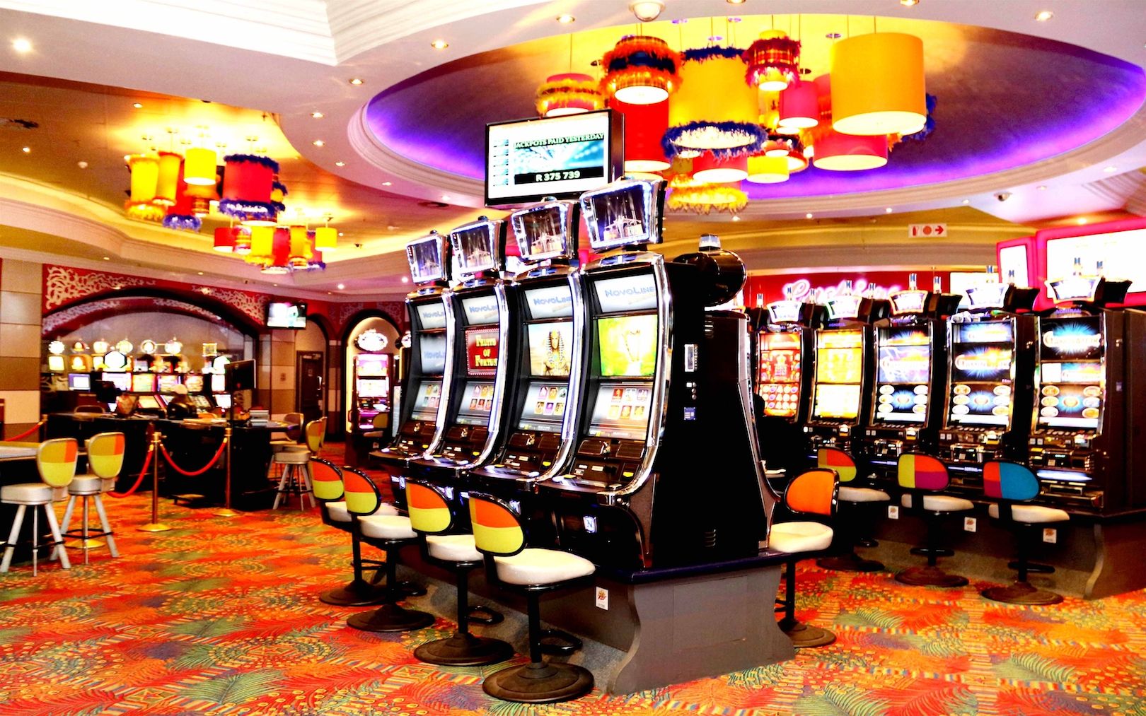 Slot Makineleri: Sağlamlık ve Varyasyon Arasındaki Denge